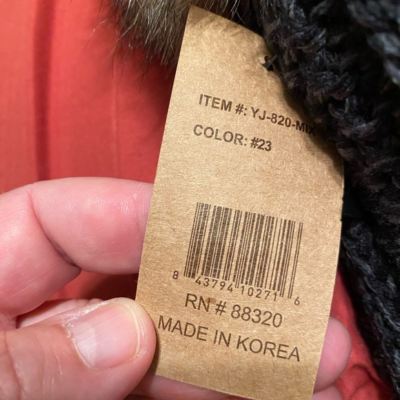 C.C. Winter hat - Picture 4 of 4